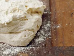 aluat de pizza cum să gătească