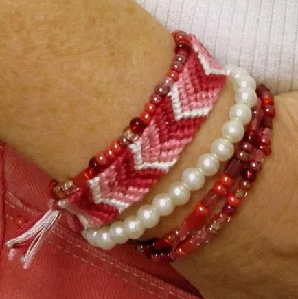 Cum de a începe să țese Baubles firului Cum de a începe să țese Baubles firului
