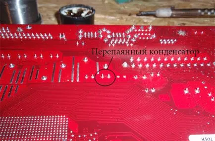 Ce un condensator de pe placa