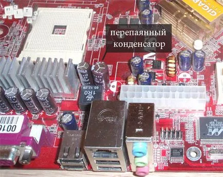 Ce un condensator de pe placa