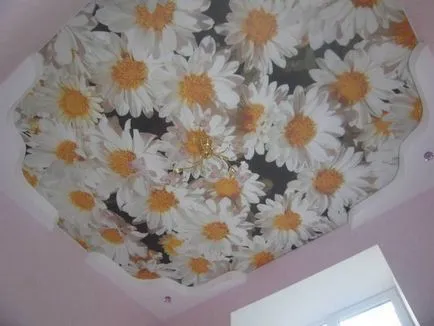 Plafoane întinse sunt frumoase