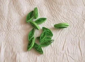 Carte poștală cu mâinile lor de la Quilling