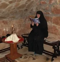 Rugăciunea în mănăstire Rugăciunea în mănăstire