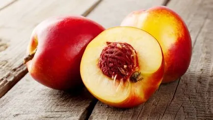 Cât de util nectarine Cât de util nectarine