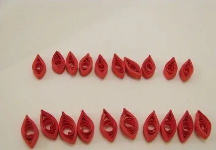 Carte poștală cu mâinile lor de la Quilling Carte poștală cu mâinile lor de la Quilling