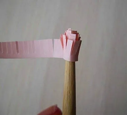 Carte poștală cu mâinile lor de la Quilling