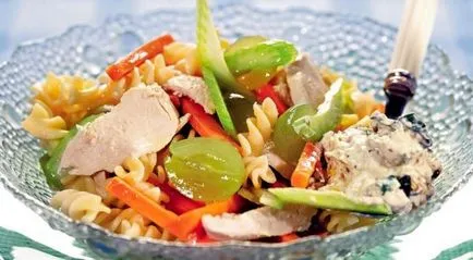 Salata de pui și țelină