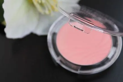 Essence fard de obraz