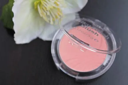 Essence fard de obraz