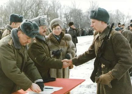 Ca parte a serviciului militar