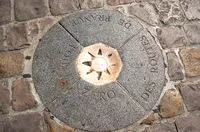 Cum pot fi Notre Dame Cum pot fi Notre Dame