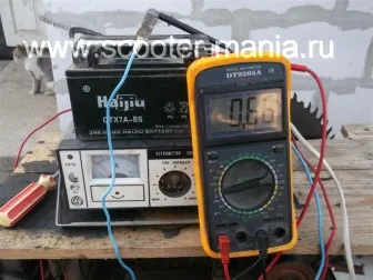 Cum de a încărca bateria de scutere, scutere si motociclete