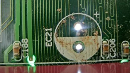 Ce un condensator de pe placa Ce un condensator de pe placa