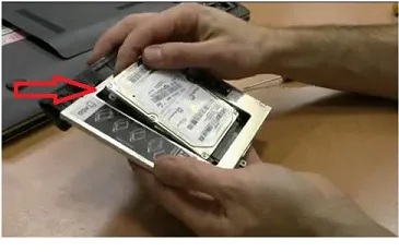 2 Drive pe laptop ca și în cazul în care pentru a pune un disc în laptop-ul nu este suficient - Portal despre calculatoare (una) 2 Drive pe laptop ca și în cazul în care pentru a pune un disc în laptop-ul nu este suficient - Portal despre calculatoare