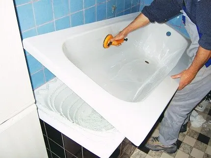 adăugătoare de acril (insert) în argumente pro și contra baie de instalare