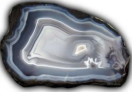 Agate - proprietățile magice ale pietrei, negru, verde, albastru, roz agat, și proprietățile sale medicinale