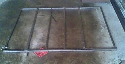 Rack pentru masina cu mâinile lor