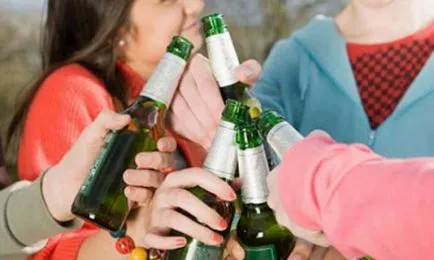 beție habitual și alcoolism