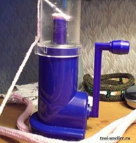 Brățări realizate din fire