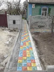 Vopseaua de pe instrucțiunea de beton video de pe stradă pictura cu mâinile lor, cum să picteze culori, fotografii (vopsea) Vopseaua de pe instrucțiunea de beton video de pe stradă pictura cu mâinile lor, cum să picteze culori, fotografii