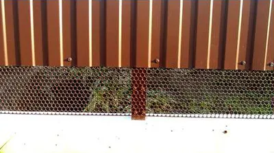 Partea de jos închisă a opțiunilor de gard tablă trapezoidală