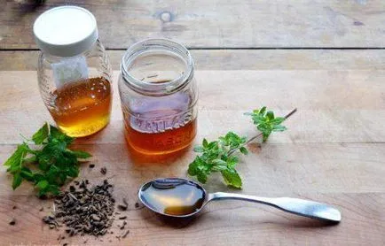 Gargara cu amigdalită cronică, ce plante aromatice (pentru clătirea) Gargara cu amigdalită cronică, ce plante aromatice