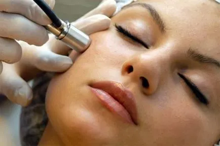 curățare facial la domiciliu 1 (persoana de uz casnic) Curățarea feței în casă 1