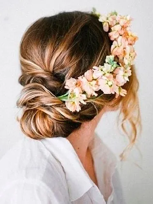 Ce să poarte mireasa de-a doua zi de nunta (ceea ce sa poarte la mireasa în a doua zi a fotografiilor de nunta) Ce să poarte mireasa de-a doua zi de nunta