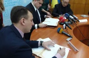 Asta spune câinele proprietarului - trăiește în Ucraina