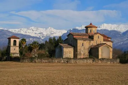 Ce să vezi în Abhazia, unde să meargă într-o excursie, fotografii
