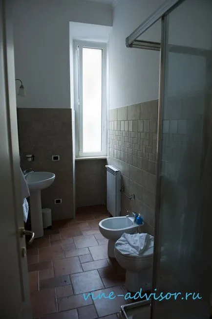 Ce este un pat și mic dejun (pat tip hotel cu mic dejun), la vin și de călătorie (cazare și mic dejun) Ce este un pat și mic dejun (pat tip hotel cu mic dejun), la vin și de călătorie