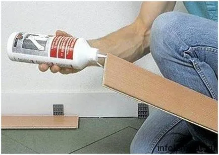 Adeziv pentru laminat