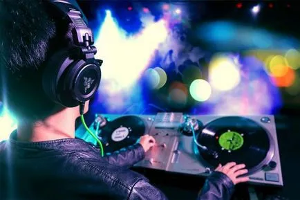 DJ - un