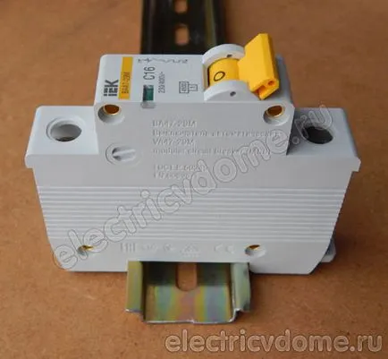 DIN-rail (șină DIN) - Instalarea de echipamente modulare