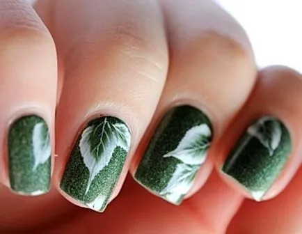 Design de unghii verde, manichiura cu poze 30 poze