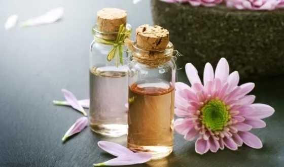 Uleiurile esentiale rețete masti faciale cu uleiuri esențiale (uleiuri esențiale pentru piele Lavandă Tea Tree Lemon Orange Rose oferă rețete utilizarea de măști la instrucțiuni fotografii de acasă video de acnee rid) Uleiurile esentiale retete masti faciale cu uleiuri esențiale