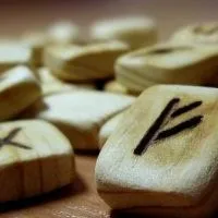 Ghicitul rune Odin