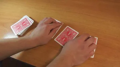 Concentrați-ghicind carduri (carduri) Concentrați-vă la carte ghicitul