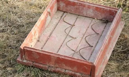 Forme de plăci de trotuar, cu forma lor mâini (fotografii și video)