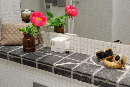 Combinația de gresie în baie decor