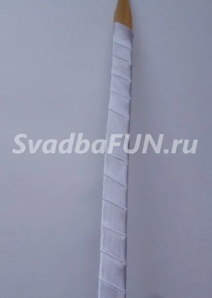Shopping pentru o nunta cu mâinile - decorarea de panglici (mâini) Shopping pentru o nunta cu propriile sale mâini - decorate cu panglici