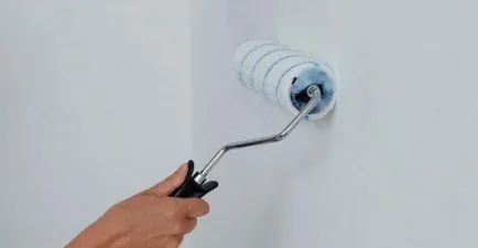 primer autofiletant înainte ca materialul de umplutură este prelucrat dacă este necesar și