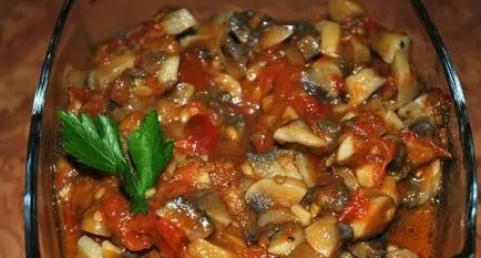 Ciuperci cartofi și tomate tocana (fungi) Ciuperci fierte cu cartofi și roșii