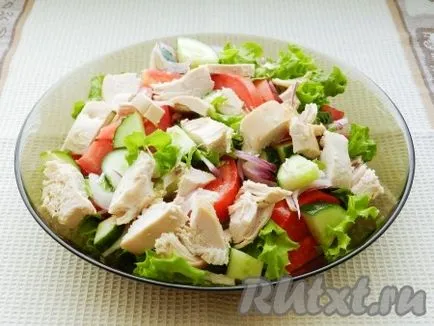 salata greceasca cu pui - reteta cu fotografii (pui) salata greceasca cu pui - reteta cu fotografii