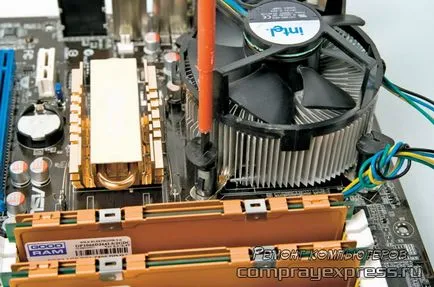 Instrucțiuni cu fotografii Cum se curata computerul de praf, curățarea placa video, sursa de alimentare, afișaj, (curățarea manuală a sistemului de răcire a înlocuirii PC-ului unității de pastă termică grafică monitor de praf mouse-ul de alimentare) Instrucțiuni cu fotografii Cum se curata computerul de praf, curățarea placa video, sursa de alimentare, afișare,