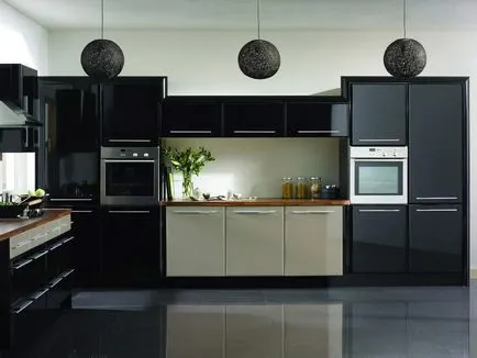 Interior bucătărie bej maro