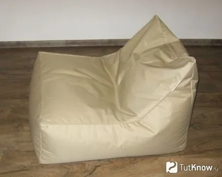 Efectuarea otomanii si scaune pentru casa si gradina