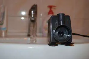 Cum pentru a curăța și se spală filtrul de acvariu (curat) Cum pentru a curăța și se spală filtrul de acvariu