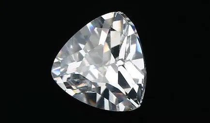 La fel ca diamantele variază în formă fotografii tăiate și clipuri video, precum și tipurile de prelucrare diamante Grupa