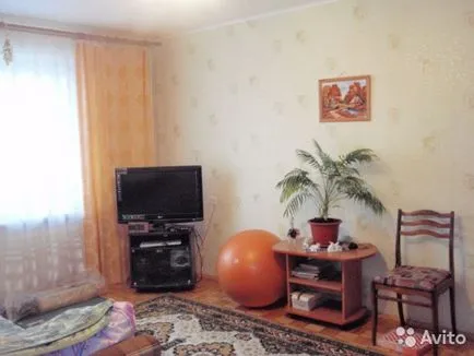 Cum și ce imagine mai agățată pe perete, Nelli Mihaylova (ce) Cum și ce imagine mai agățată pe perete, Nelly Mikhailova